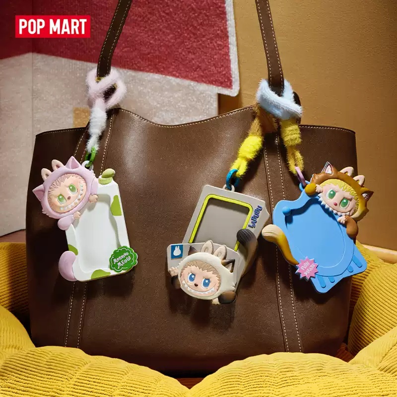 Action Figure Stand - POP MART LABUBU THE MONSTERS سلسلة