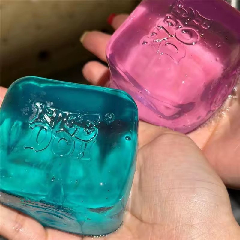 لعبة شيلينغ نايس كيوب وقشريات  - مراجعة Fidget Cube Original وسعره