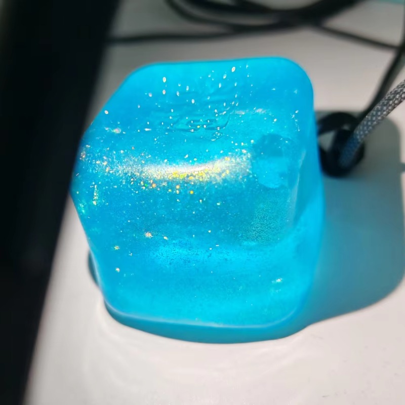 @Needoh مكعب لطيف يتوهج ويضيء، - مراجعة Fidget Cube Original وسعره